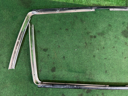 Molduras laterales SUBARU FORESTER OEM 62720FC000 62720FC010 SF5 1998 SILVER 792