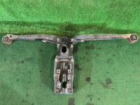 ยางแท่นเฟืองท้าย 41310SA001 SUBARU FORESTER