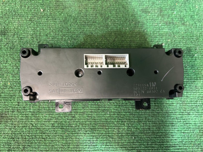 空调控制面板 SUBARU FORESTER OEM 72311SA110 SG5 2007 EJ205 AT