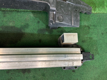 フロントバンパーレインフォースメント SUBARU FORESTER OEM 57712SA240 57705SA060 SG5 2007