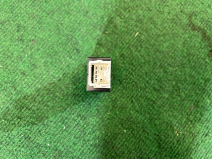 雾灯开关 SUBARU FORESTER OEM 83001SA081 SG5 2007 EJ205 AT
