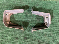 ขายึดเหล็กกันโคลงหลัง 20520AC000 20520AC010 SUBARU FORESTER