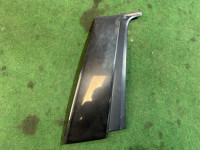 右ウインドウモール SUBARU FORESTER OEM 65240SA160VW SG5 2007 BLACK 32J