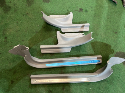 Накладки на пороги 94060SA080ND 94060SA090ND 94061SA001ND 94061SA011ND SUBARU FORESTER