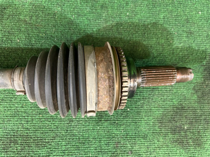 Привод передний SUBARU FORESTER OEM 28321SA031 SG5 2007 EJ205 AT
