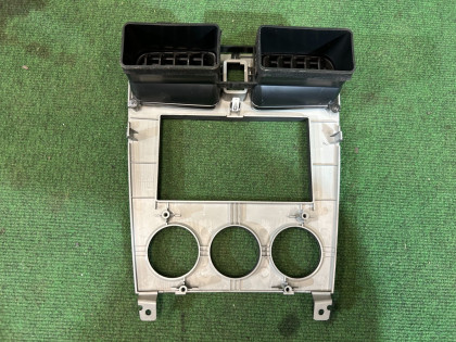 オーディオパネル черная SUBARU FORESTER OEM 66060SA200 SG5 2007 BLACK 32J