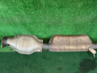 Secção central do escape катализатор SUBARU FORESTER OEM 44200SA080 SG5 2007 EJ205 AT