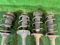ストラット SUBARU FORESTER OEM 20360SA181 20360SA191 20380SA320 20310SA200 20310SA210 SG5 2007 EJ205 AT