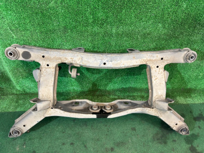 Travessa traseira SUBARU LANCASTER OEM 20152AE001 BH9 2001 EJ254 AT