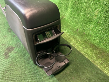 Porta-luvas e apoio de braço SUBARU LANCASTER OEM 92111AE010AC BH9 2001 GREEN 1U7