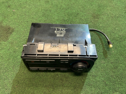 Climate control unit SUBARU LANCASTER OEM 72311AE170 BH9 2001 EJ254 AT