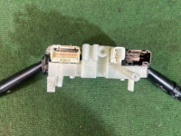 组合开关 SUBARU LANCASTER OEM 83111AE030 BH9 2001 EJ254 AT