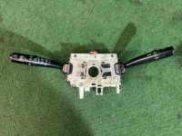 สวิตช์ก้านคอพวงมาลัย 83111AE030 SUBARU LANCASTER