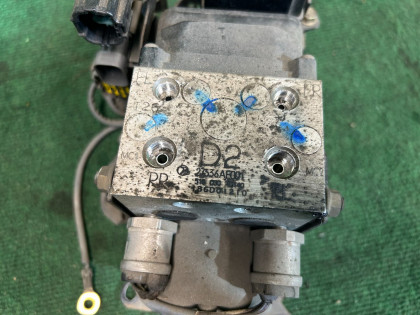 ABSユニット VDC SUBARU LANCASTER OEM 27539AE001 27536AE001 BH9 2001 EJ254 AT