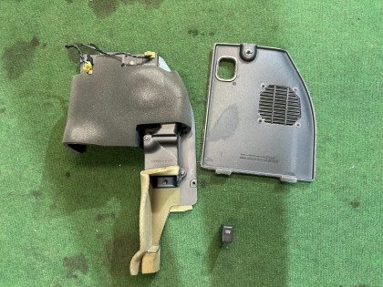 Ventilador da bagageira комплект с кнопкой и фишкой SUBARU LANCASTER OEM 72710AE000 BH9 2001 EJ254 AT