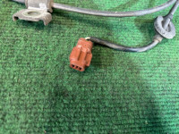 Датчик ABS передний левый SUBARU LANCASTER OEM 27540AE030 BH9 2001 EJ254 AT