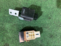 Interruptor do desembaciador dianteiro с релле SUBARU LANCASTER OEM 83001AE020 BH9 2001 EJ254 AT