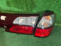 テールランプセット SUBARU LANCASTER OEM 84201AE320 84201AE330 84251AE060 BH9 2001
