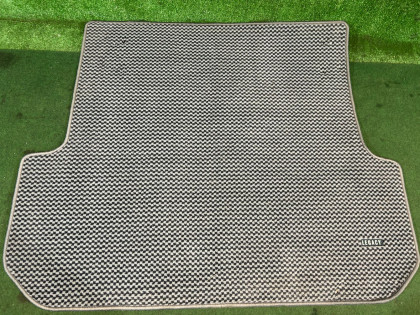 Alfombrilla del maletero SUBARU LANCASTER BH9 2001 GREEN 1U7
