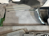 Обшивка багажника SUBARU LANCASTER OEM 94015AE020OB 94015AE030OB 94047AE020NS 94047AE030NS BH9 2001 GREEN 1U7