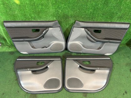 Painéis de porta 94213AE030 94213AE020 94223AE030 SUBARU LANCASTER