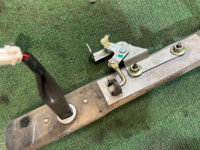 Puxador da porta da bagageira SUBARU LANCASTER OEM 62150AA211 BH9 2001 GREEN 1U7
