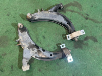 Front control arms SUBARU LANCASTER OEM 20202AE000 20202AE010 BH9 2001 EJ254 AT