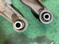 Rear control arms SUBARU LANCASTER OEM 20250AE010 20250AE000 20250AE020 20250AE040 BH9 2001 EJ254 AT
