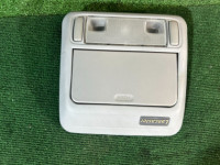 Plafonier dianteiro SUBARU LANCASTER OEM 92111AE060GF BH9 2001 EJ254 AT