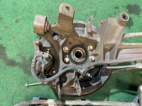 Bujes traseros SUBARU LANCASTER OEM 28474AE000 28462AE011 BH9 2001 EJ254 AT