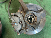 ดุมล้อหน้า SUBARU LANCASTER OEM 28313AE020 28313AE030 28052AA000 26310AC041 BH9 2001 EJ254 AT