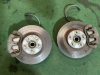 ดุมล้อหน้า 28313AE020 28313AE030 28052AA000 26310AC041 SUBARU LANCASTER
