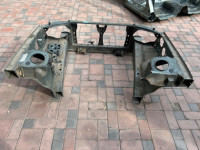 水箱框架 SUBARU LANCASTER OEM 53060AE001 53020AE08 53020AE091 53040AE000 53060AE051 BH9 2001