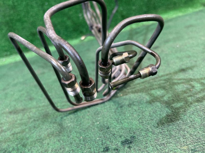 Tubos de freno delanteros VDC SUBARU LANCASTER OEM 26514AE000 BH9 2001 EJ254 AT