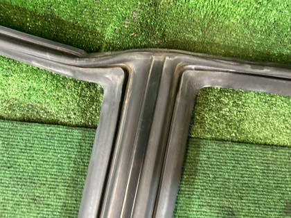 Junta de puerta izquierda SUBARU LANCASTER OEM 63521AE030 BH9 2001 GREEN 1U7