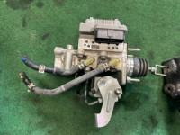 Bomba de freno TOYOTA PRIUS OEM 47050-47160 47070-47060 ZVW30 2012 2ZRFXE AT