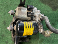 Bomba de freno TOYOTA PRIUS OEM 47050-47160 47070-47060 ZVW30 2012 2ZRFXE AT