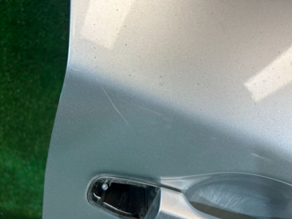 Дверь передняя правая цвет 1F7 TOYOTA PRIUS OEM 67001-47070 ZVW30 2012 1F7 SILVER