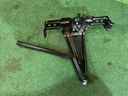Battery bracket TOYOTA PRIUS OEM 7444047030 ZVW30 2012