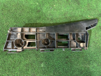 左前保险杠支架 52116-47040 TOYOTA PRIUS