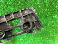 Крепление переднего бампера правое TOYOTA PRIUS OEM 52115-47040 ZVW30 2012 1F7 SILVER