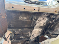 Guarda-lamas traseiro esquerdo TOYOTA PRIUS OEM 61602-47091 ZVW30 2012 1F7 SILVER