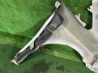 บังโคลนหน้าซ้าย цвет 1F7 TOYOTA PRIUS OEM 53802-47050 ZVW30 2012 1F7 SILVER
