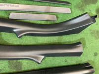 Sill trims черные TOYOTA PRIUS OEM 67913-47040-C0 67914-47040-C0 67911-47030 67917-47040-C0 ZVW30 2012 1F7 SILVER