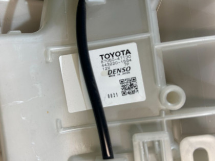 Печка TOYOTA PRIUS OEM 87010-47200 ZVW30 2012 2ZRFXE AT