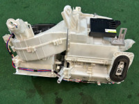 Печка TOYOTA PRIUS OEM 87010-47200 ZVW30 2012 2ZRFXE AT