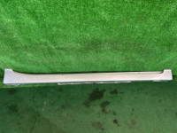 Right sill 75850-47010-B0 TOYOTA PRIUS