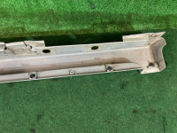 Порог правый TOYOTA PRIUS OEM 75850-47010-B0 ZVW30 2012 1F7 SILVER