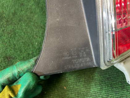 尾灯 пара TOYOTA PRIUS OEM 81550-47170 81560-47170 ZVW30 2012