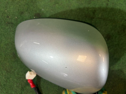 Right mirror цвет 1F7 TOYOTA PRIUS OEM 87910-47300 ZVW30 2012 1F7 SILVER